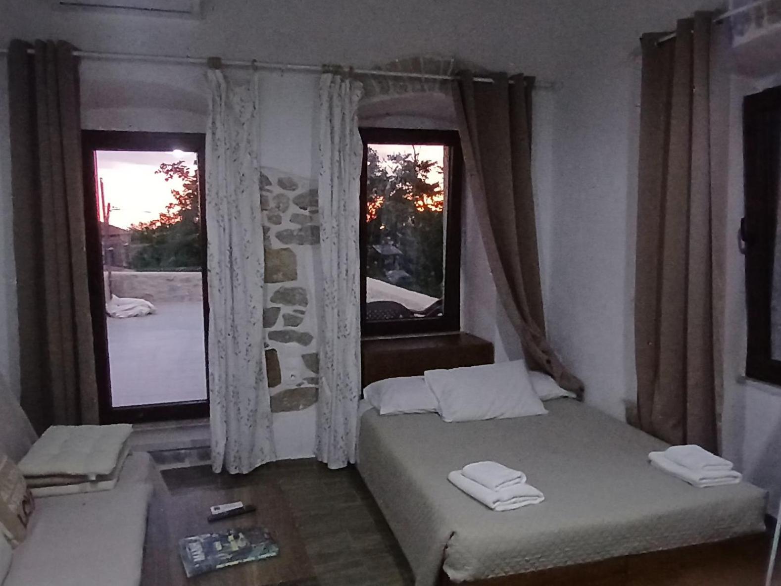 Pandera Areopoli Apartment Room photo